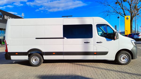 Cennik i oferta wynajmu busów dostawczych w Maicar Warszawa